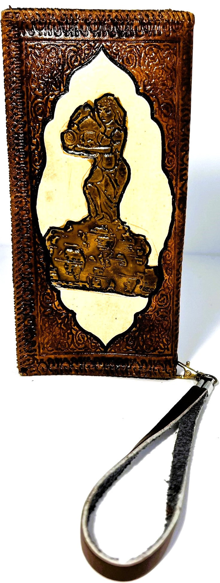 Handmade wallet for women, made from cow leather. (Kahramanah كهرمانة) جلد طبيعي