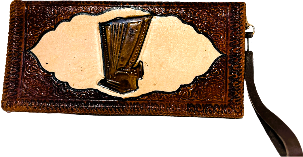 Handmade wallet for women, made from cow leather. (Harp  القيثارة) جلد طبيعي